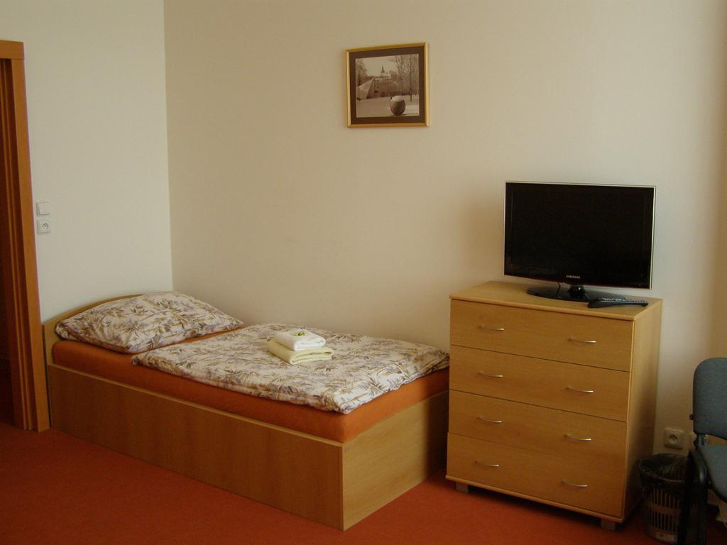Hotel SPORTARÉNA TEPLICE příspěvková organizace Habitación foto