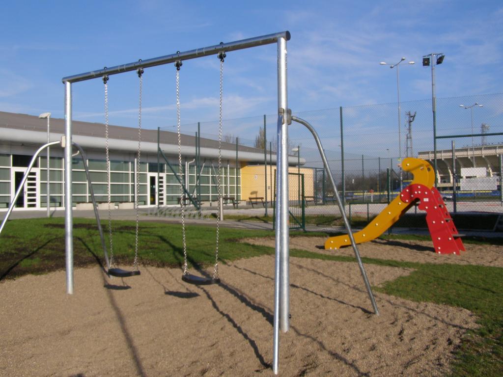 Hotel SPORTARÉNA TEPLICE příspěvková organizace Exterior foto